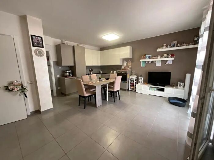 Appartamento trilocale in vendita in a Palermo, Calcinaia