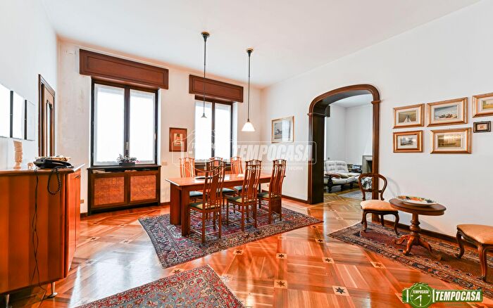 Casa con 5 locali in vendita in Via Caravaggio, Albiate