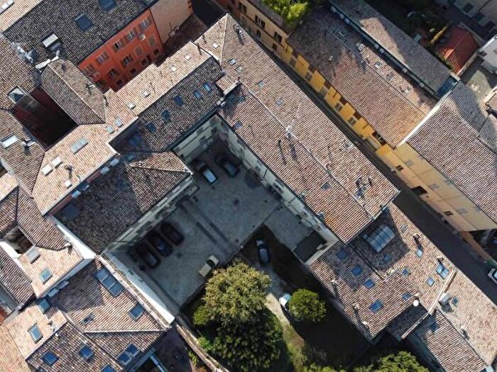 Appartamento trilocale in vendita in Parma