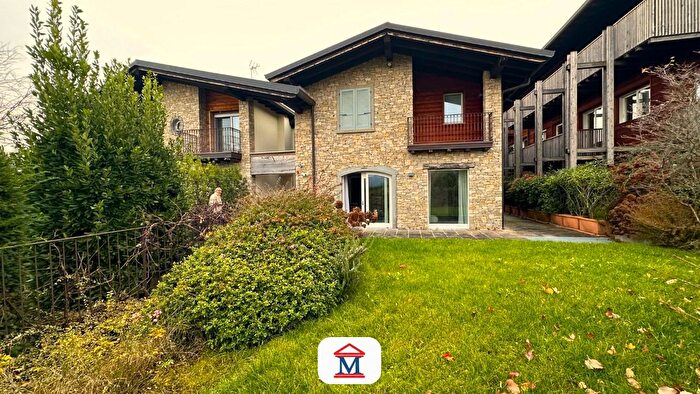 Casa con 5 locali in vendita in Via Enrico Fermi, Mozzo