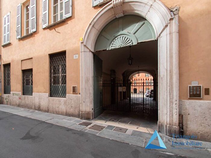 Appartamento bilocale in affitto in Contrada Santa Chiara, Castello Via Musei, Brescia