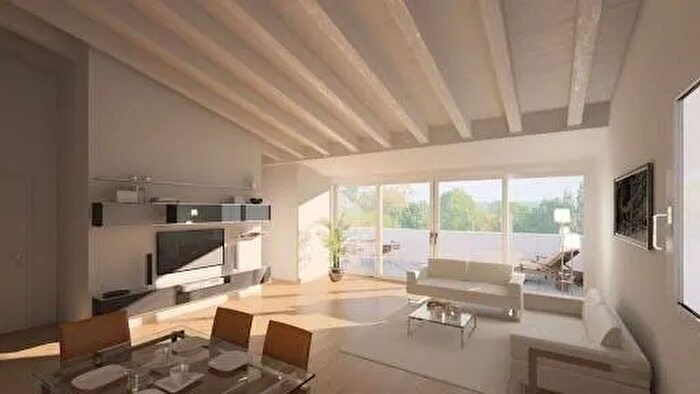 Appartamento trilocale in vendita in Viale Giosuè Carducci Carpi, Carpi