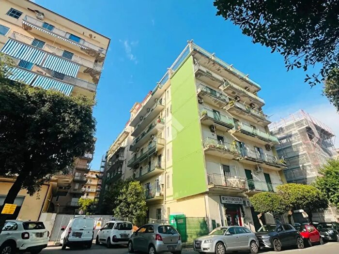 Appartamento quadrilocale in vendita in Via Alfonso Guariglia, Salerno