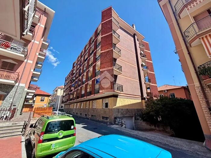 Appartamento bilocale in vendita in Via Cuneo, Andora