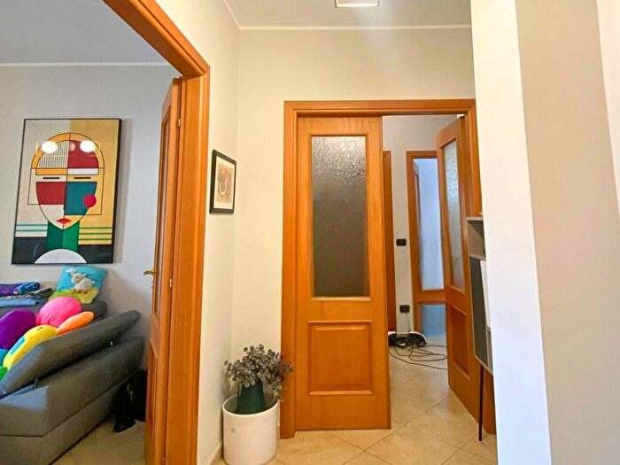 Appartamento con 6 locali in affitto in Viale Affaccio, Centro, Vibo Valentia