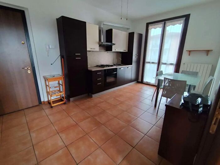 Appartamento trilocale in vendita in Strada Anselma, Piacenza