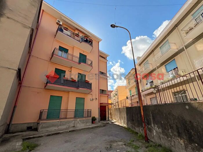 Appartamento quadrilocale in vendita in Via Umberto I, Barcellona Pozzo Di Gotto