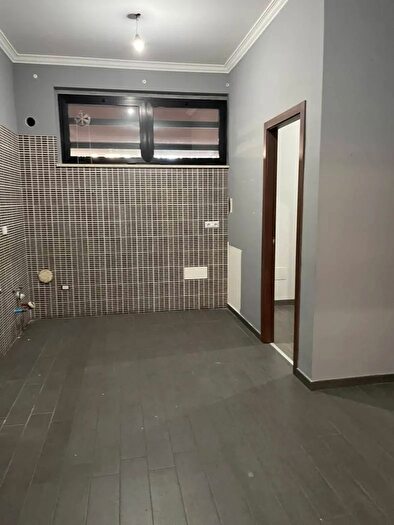 Appartamento trilocale in vendita in Via di Porta Furba, Roma