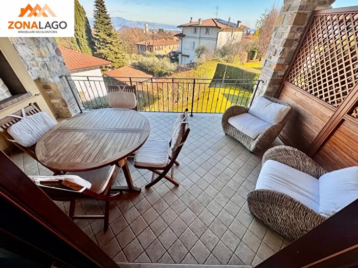 Appartamento bilocale in vendita in Via Valtenesi, Polpenazze