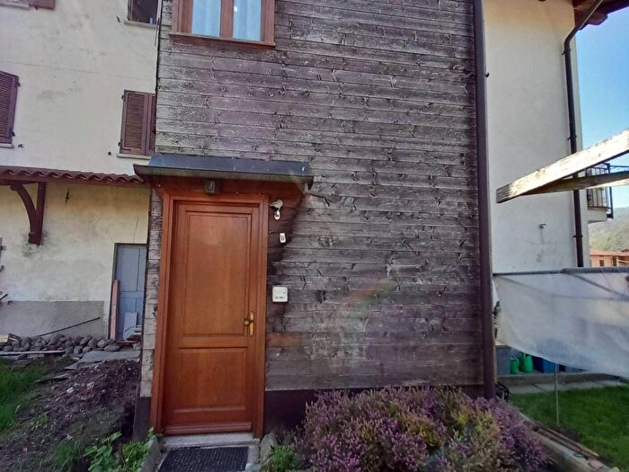 Casa bilocale in affitto in Via Giacomo Matteotti, Centro, Quarona