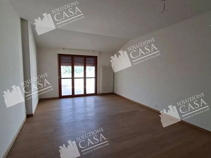 Appartamento quadrilocale in affitto in Via Statale, Terre del Reno