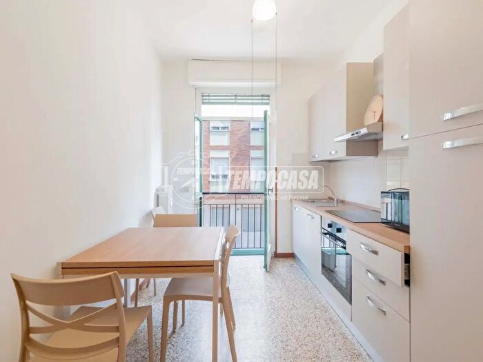 Appartamento bilocale in affitto in Via Magellano, Milano