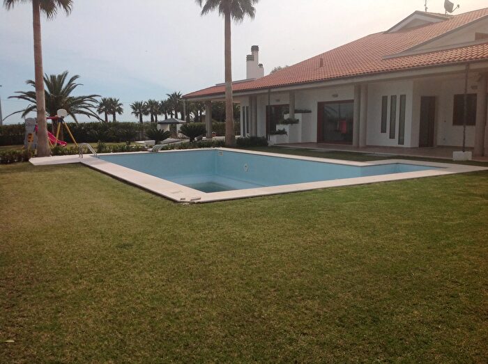 Casa in vendita in Via Giovanni Pascoli Termoli Campobasso, Termoli