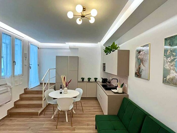 Appartamento bilocale in affitto in Via dei Grimani, Dezza, Milano