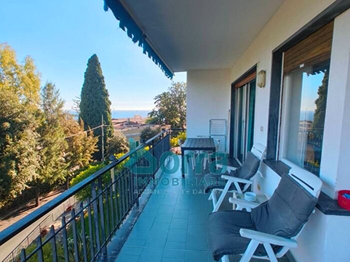 Appartamento quadrilocale in affitto in Corso degli Inglesi, Sanremo