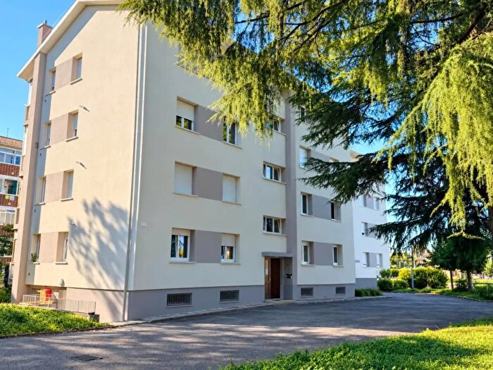 Appartamento trilocale in vendita in Via Valbruna, Udine