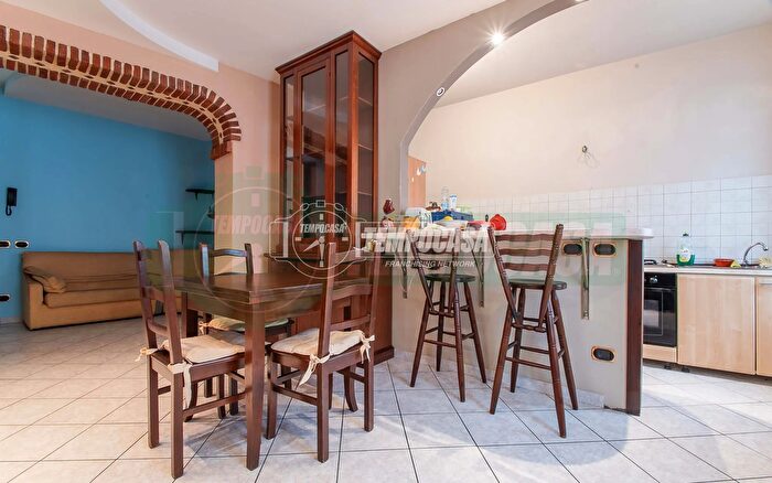 Appartamento bilocale in vendita in Lonate Ceppino