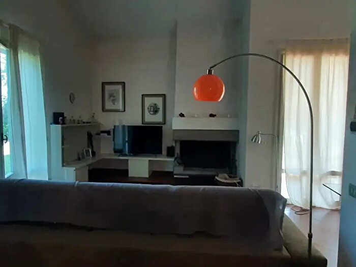 Casa con 13 locali in vendita in Via Risorgimento, Meldola