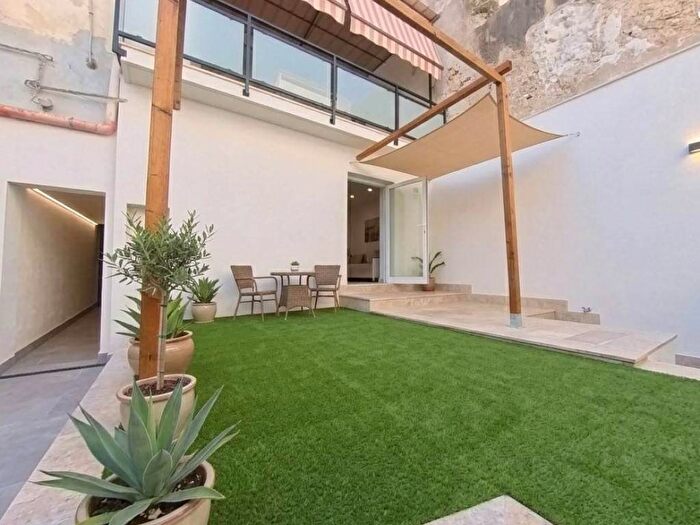 Appartamento monolocale in affitto in VIA EVENETO, Borgata Santa Lucia, Siracusa