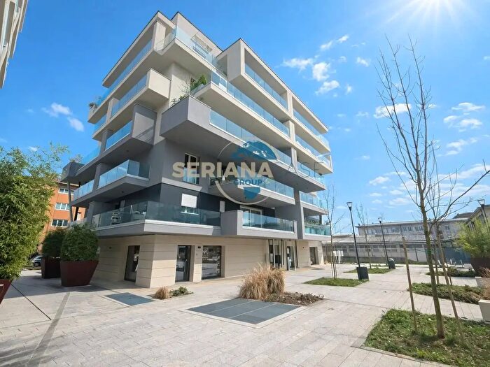 Appartamento trilocale in vendita in Via Suardi, Bergamo