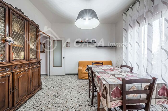 Appartamento trilocale in vendita in Via ° Maggio, Medesano