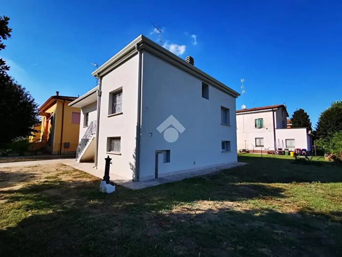 Casa quadrilocale in vendita in Via Malcantone, San Possidonio