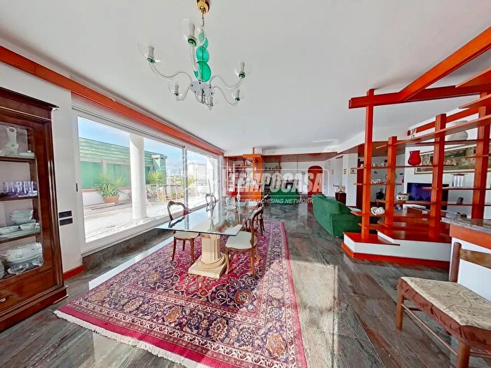 Appartamento trilocale in vendita in Via Virgilio, Triggiano