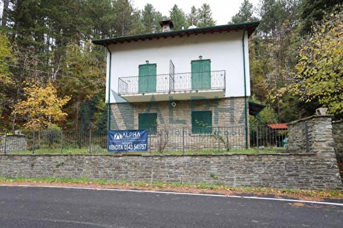 Casa con 6 locali in vendita in Località Castel dellAlpe, Premilcuore