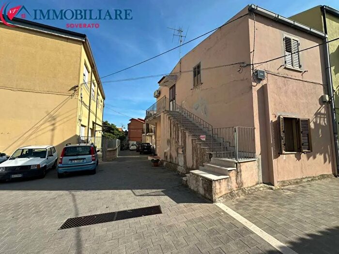 Appartamento con 5 locali in vendita in Soverato