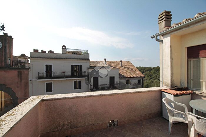 Appartamento bilocale in vendita in Piazzale Matteo Balsi, Tessennano