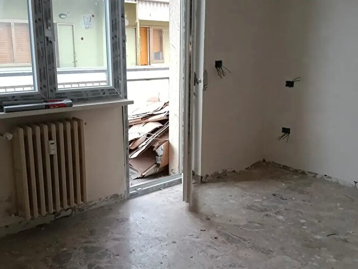 Appartamento trilocale in vendita in Piazza Duca degli Abruzzi, Pescara