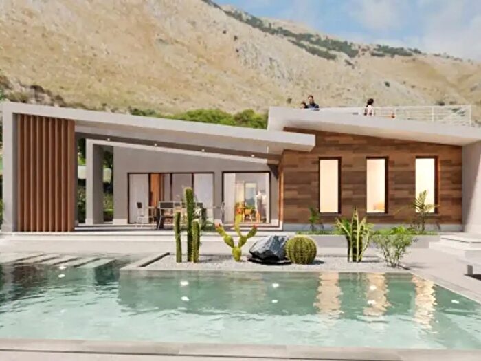 Casa quadrilocale in vendita in Contrada Castello di Badia, Castellammare Del Golfo