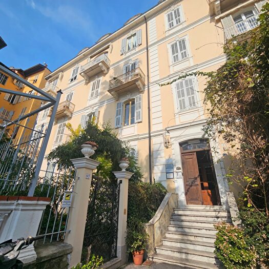 Appartamento con 7 locali in vendita in Via Garibaldi, Sanremo