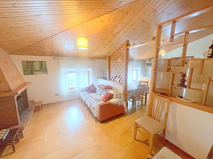 Casa trilocale in affitto in Via Walter Tobagi, Centro, Santa Maria Nuova