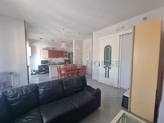 Appartamento quadrilocale in vendita in Via Roma, Piano, Montoro
