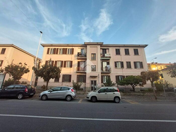 Appartamento trilocale in affitto in Via umberto olevano, Città Giardino, Pavia