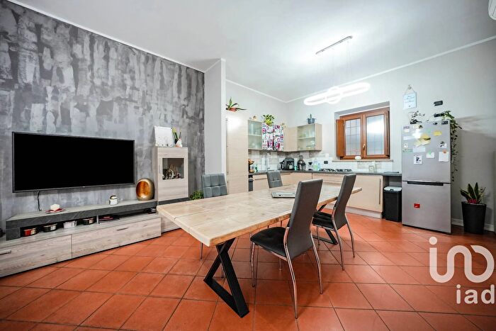 Casa con 5 locali in vendita in Via Cominello, Lonato