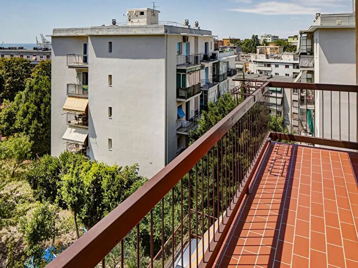 Appartamento con 5 locali in vendita in Trieste