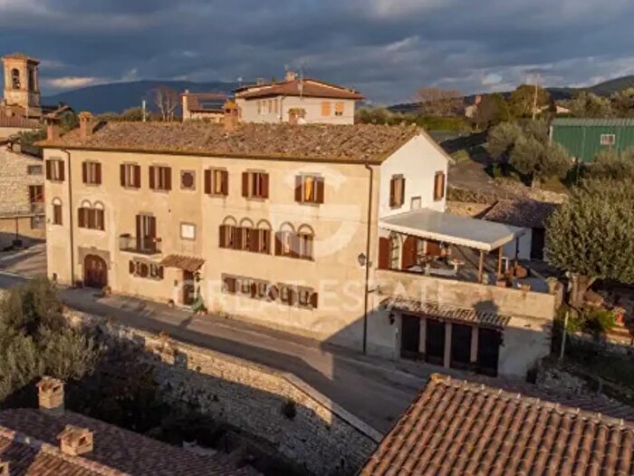 Casa con 6 locali in vendita in Via Lelio Giappesi, Corciano