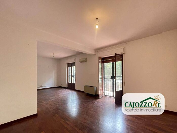 Appartamento con 5 locali in affitto in Via Valdemone, De Gasperi Croce Rossa, Palermo