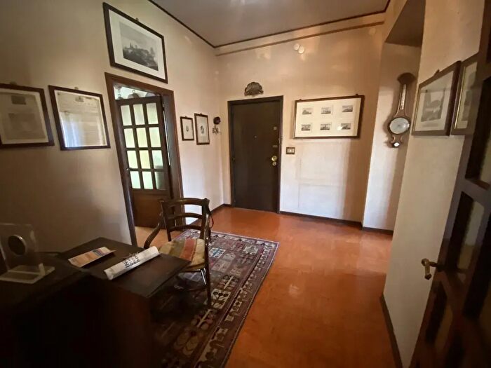 Appartamento con 7 locali in vendita in Via Battaglione Val Leogra, Schio