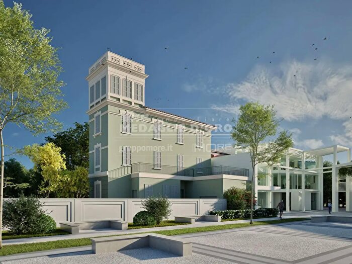 Casa con 6 locali in vendita in Via SantAmbrogio, Formigine