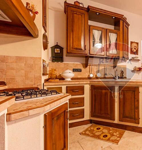 Casa monolocale in vendita in Str Complanare Ovest, Mola Di Bari