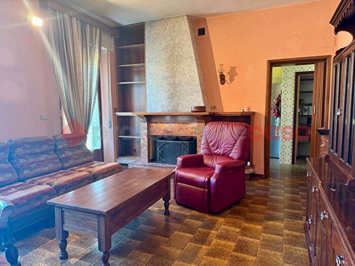 Appartamento quadrilocale in vendita in Via di Renaio Piano di Coreglia, Coreglia Antelminelli