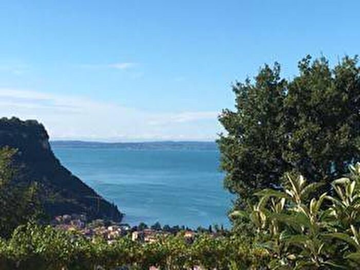 Appartamento trilocale in affitto in Marciaga, Costermano sul Garda