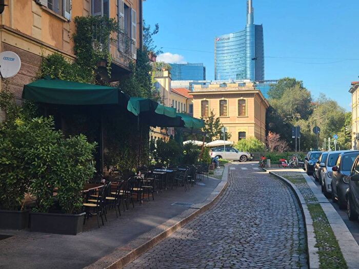 Appartamento bilocale in affitto in Via San Marco, Moscova, Milano