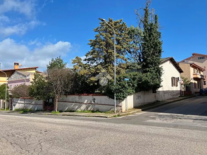 Casa con 8 locali in vendita in Via Enea Camboni, Iglesias