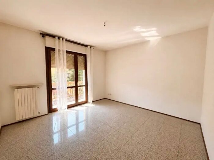 Appartamento quadrilocale in vendita in Via Giuseppe Romita, Acqui Terme