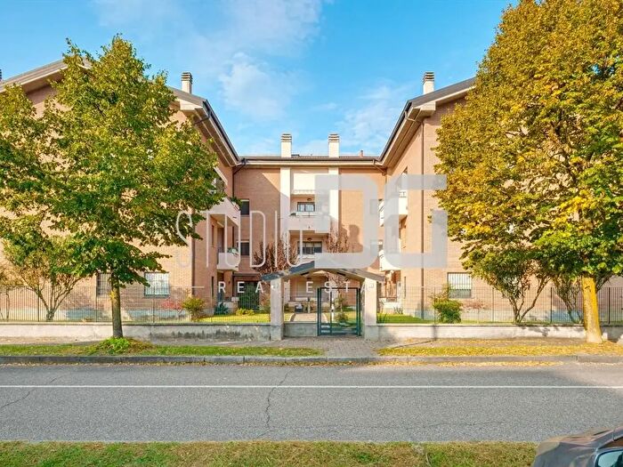 Appartamento trilocale in vendita in Via Colleoni, Seveso