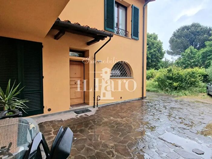 Appartamento bilocale in vendita in Lorenzo, Campi Bisenzio